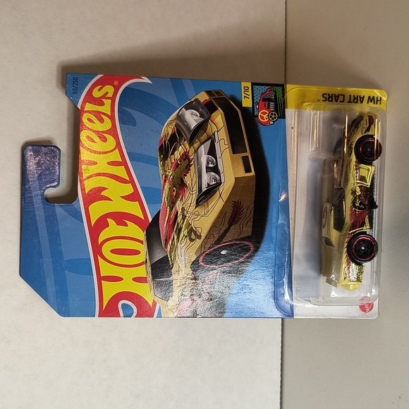B22 Hot Wheels 76 Greenwood Corvette Stingray with shipping protector - Picture 1 of 3